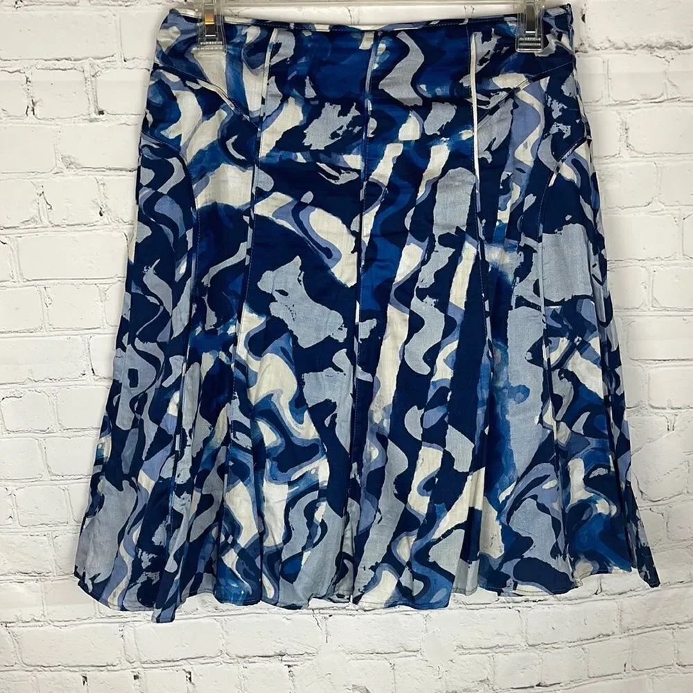Ann Taylor Blue and White A-Line Flair Skirt Size 2